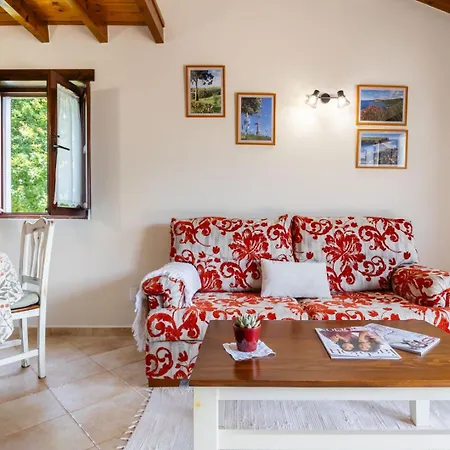 Candelas - Puerto Calderón * Orena