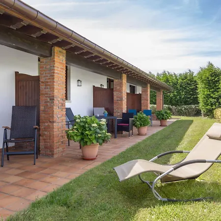 Candelas - Puerto Calderón Casa de Campo *